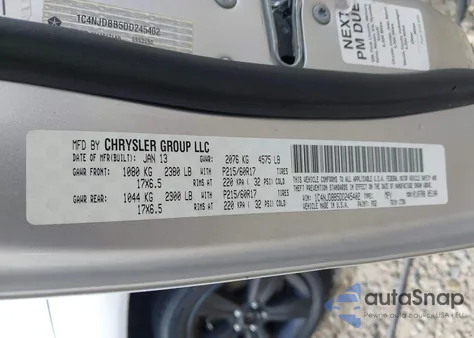 2013 Jeep Compass Sport из США, поврежденный, VIN 1C4NJDBB5DD245402